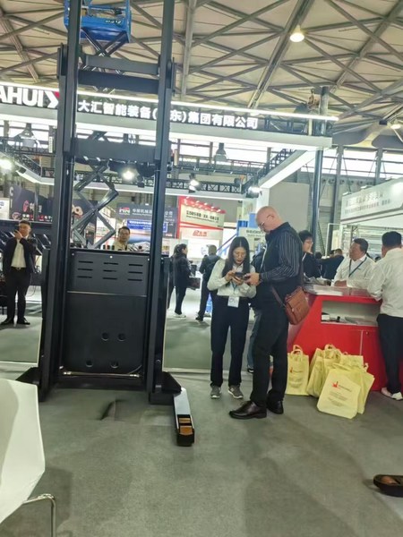 ANHUI YOUNGLIFT INTELLIGENT  EQUIPMENT CO.,LTD. 공장 생산 라인