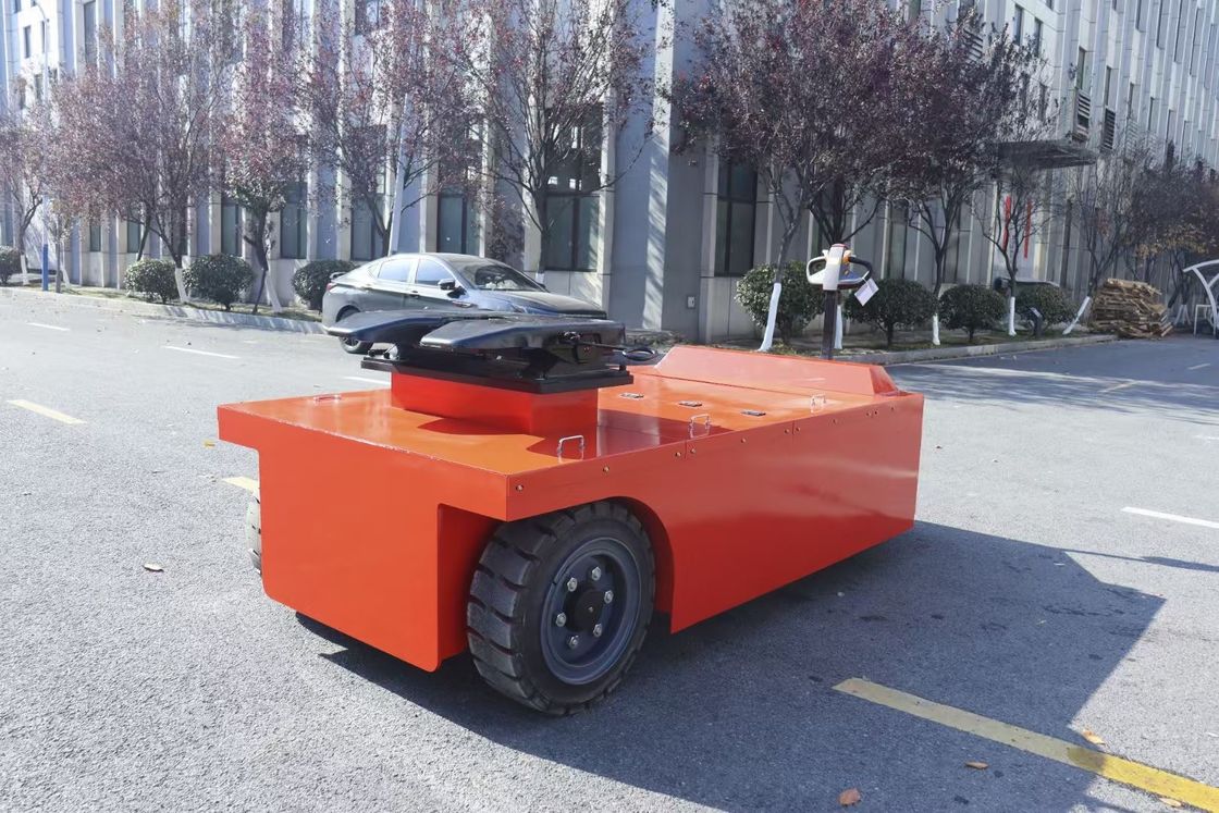 20000 KGS Electric Towing  Tractor Mechanical Steering Walk Style Four Wheel Solid Tire Load-bearing Structure